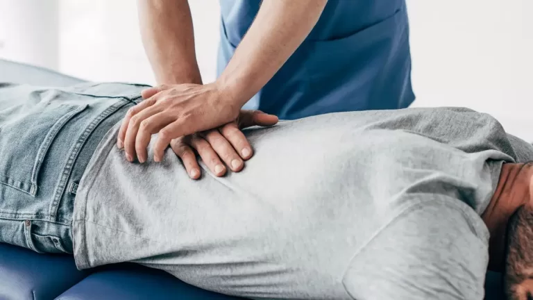 How Chiropractic Care Can Treat a Herniated Disc